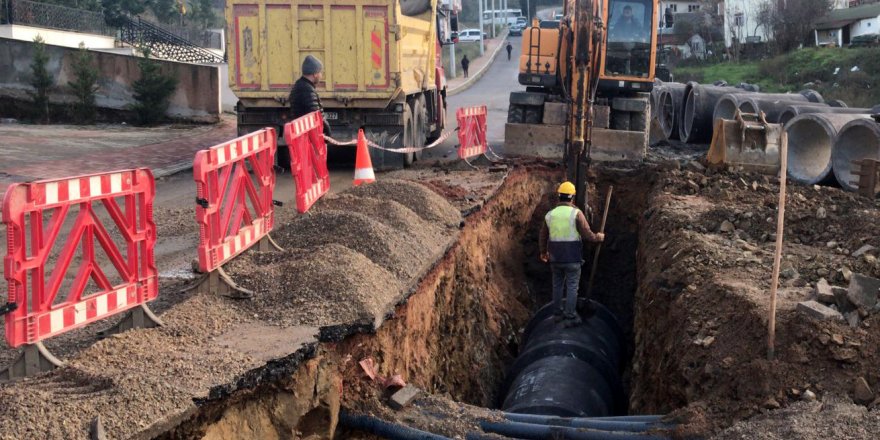 Barış Mahallesi’nde altyapı problemleri gideriliyor