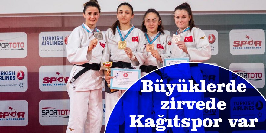 Büyüklerde zirvede Kağıtspor var