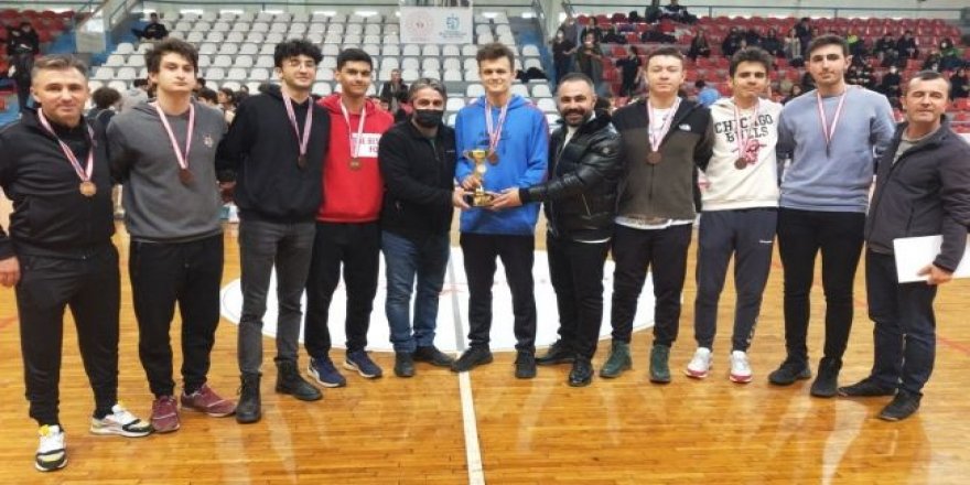 Umutlar seneye kaldı