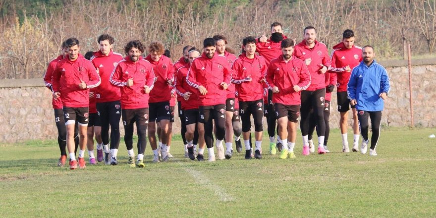 Gölcükspor start verdi