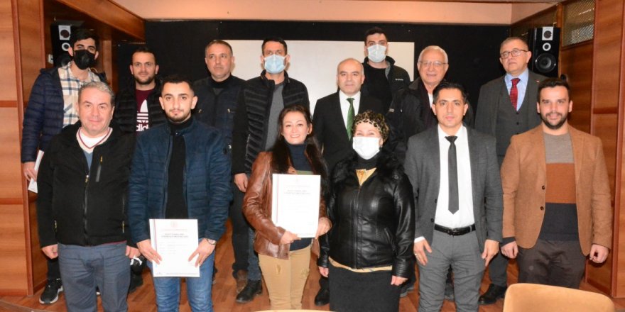 Basit konaklama tesislerine belgeleri verildi