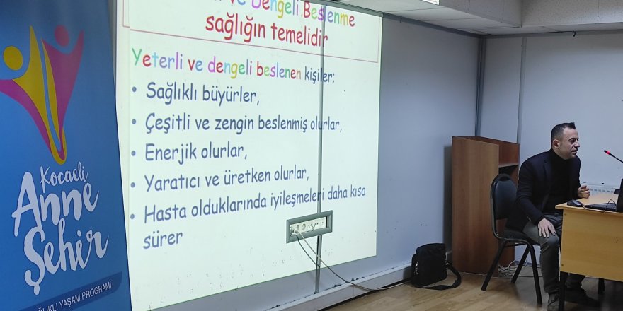 Çocukluk döneminde sağlıklı ve doğru beslenme şart