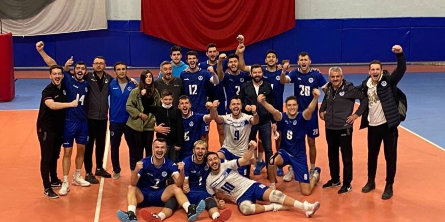 Efeler set vermeden kazandı