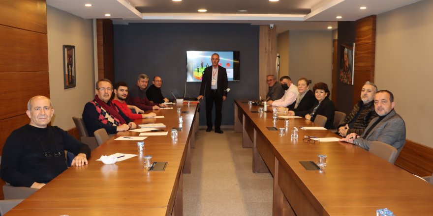 CHP’li meclis üyelerine “Belediyelerde Denetim” eğitimi