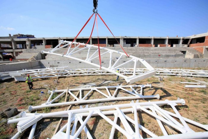 Gebze Olimpik Yüzme Havuzu şekilleniyor