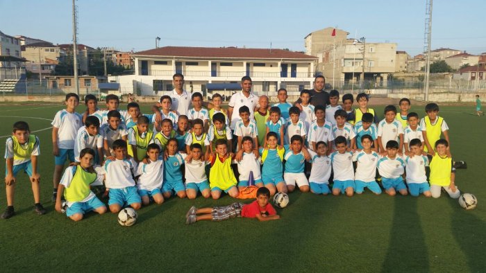 Spora ve Sporcuya Önem Veriyoruz