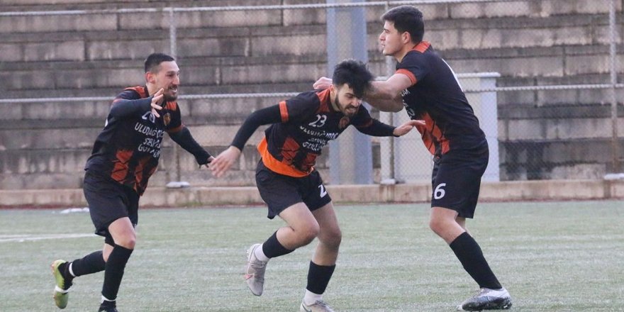 Gölcük İdman Yurdu, Başiskele Birlik’i bitirdi: 1-2