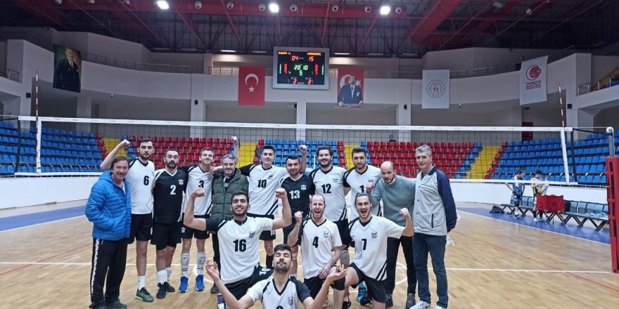 Karamürsel İY’den ilk galibiyet: 2-3