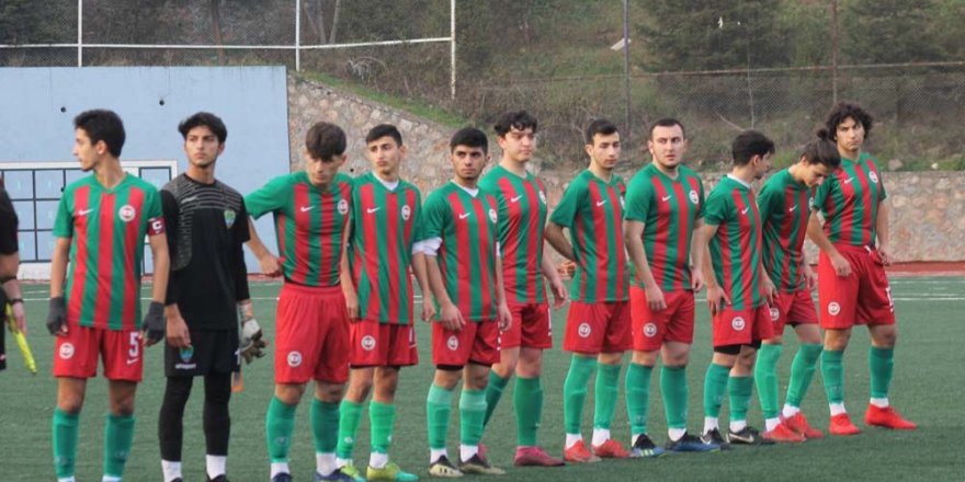 U-18’lerde 4 takım kayıpsız