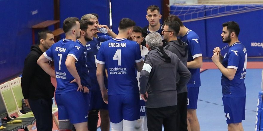 Efeler final setinde kaybetti: 2-3