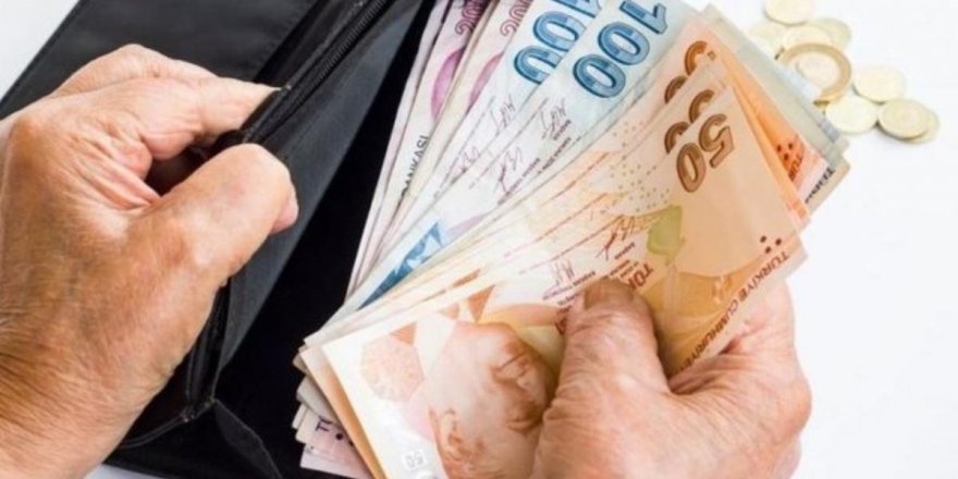 Memur ve emekli maaşlarına yüzde 2.5'lik zam farkı eklendi