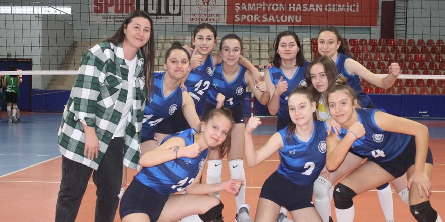 Kemal Şen Yıldız Kızlar Voleybol Ligi 3 maçla devam etti