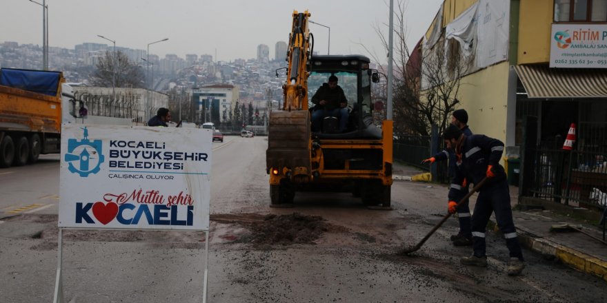 Karın bozduğu yollara hızlı müdahale