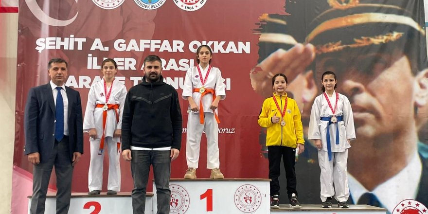 Sporcular komşuda dereceye girdiler