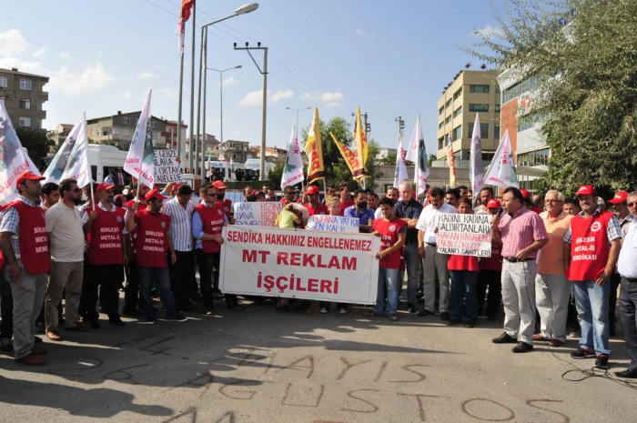 Direnişteki işçiler kaza geçirdi
