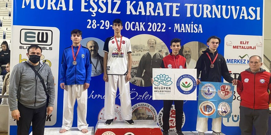 Sporcular birincilikle döndüler