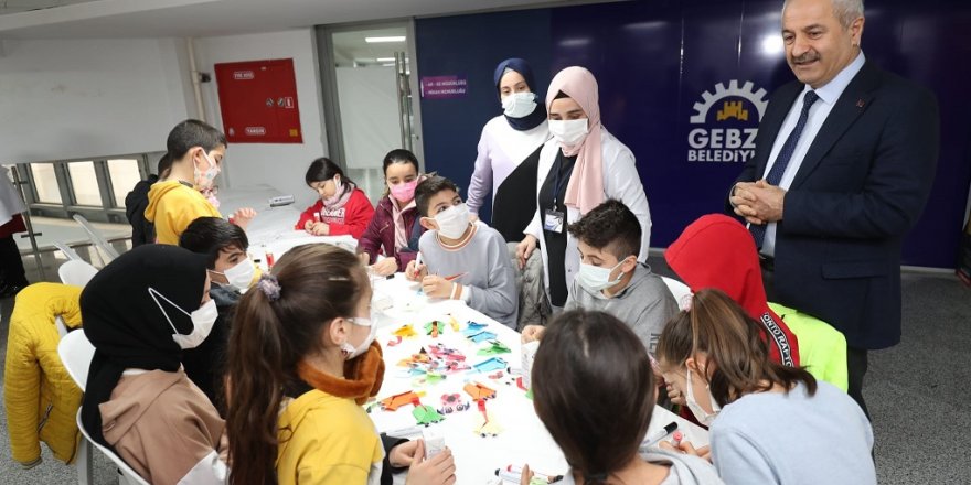 Başkan Büyükgöz karne şenliklerinde