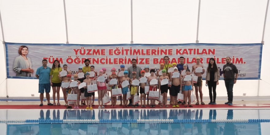 25 çocuk yüzme sporuna adım attı