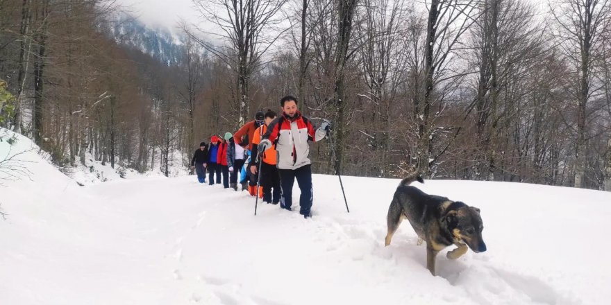 Nicomedia Trekking’den macera dolu kar yürüyüşü