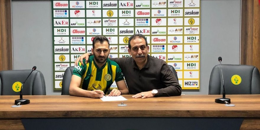 Darıca 3 isimle daha anlaştı