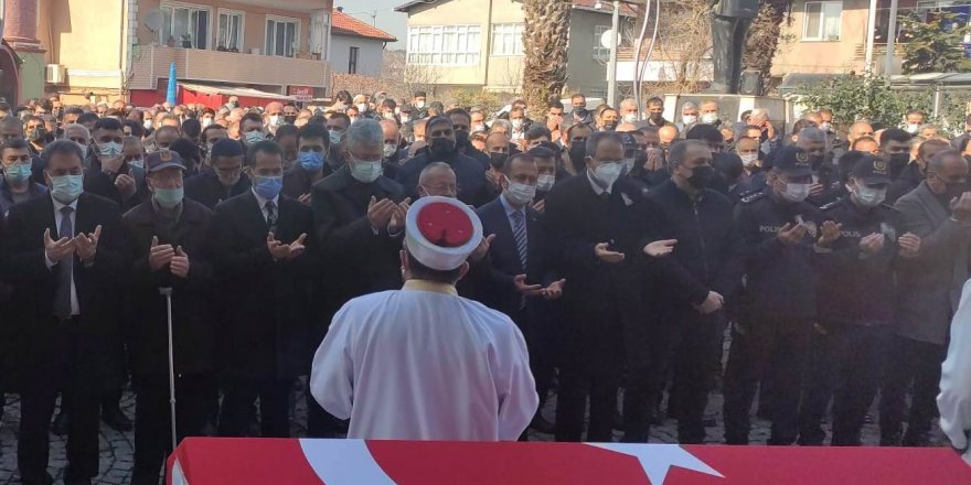 Kalp krizi sonucu ölen polis defnedildi