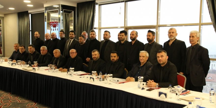 Goodyear görüşmesi iki protesto ile başladı