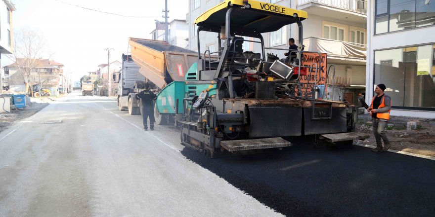 Dumlupınar Mahallesi’nde üstyapı çalışmaları yapılıyor