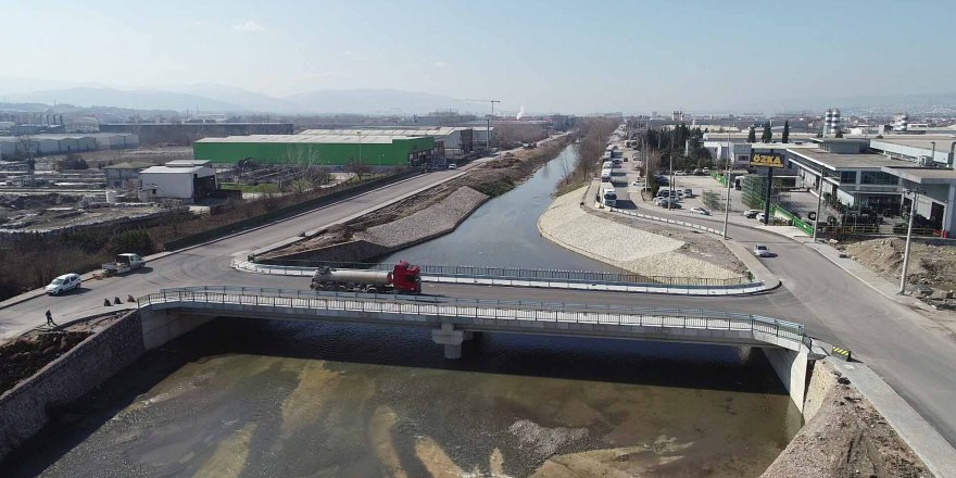 Köprü ve bağlantı yolları tamamlandı