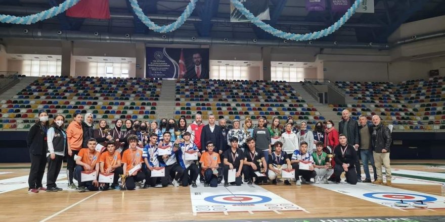 Liseli gençler curling il birinciliği sonuçlandı