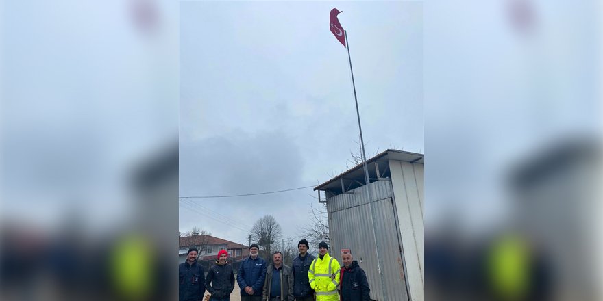 Emre’nin Türk bayrağı talebini Başkan Büyükakın yerine getirdi