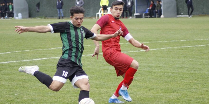 U 19, evinde üzüldü 2-1