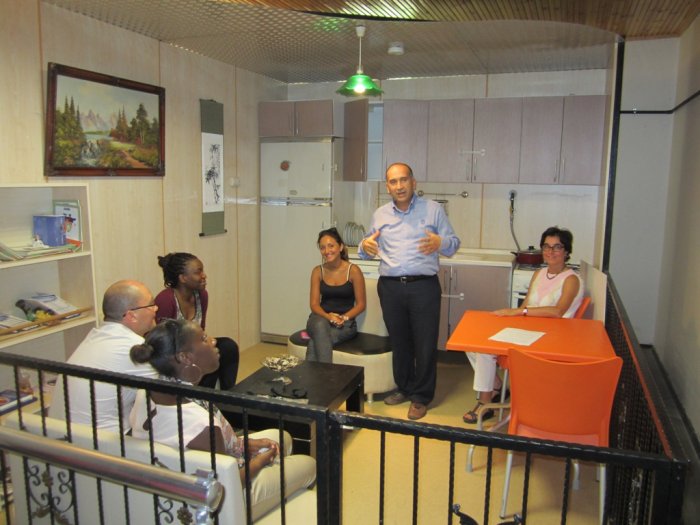 Fransız akademisyenden deprem merkezini inceledi