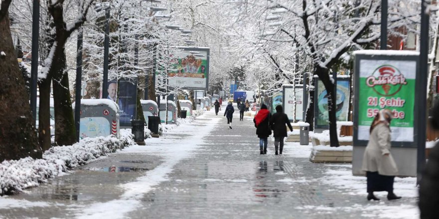 Yeni Yürüyüş Yolu kar altında bir başka güzel