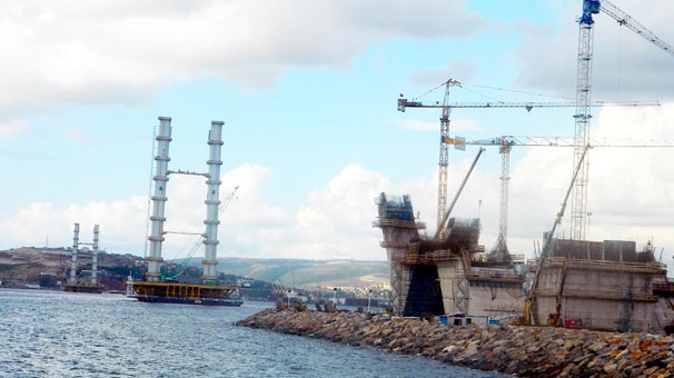 Körfez Köprüsü’nün ayakları yükseliyor