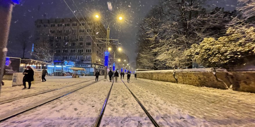 Kar yeniden geliyor