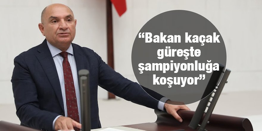 “Bakan kaçak güreşte şampiyonluğa koşuyor”