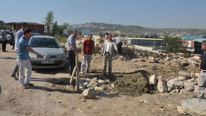 Dilovası’nda bitmek bilmeyen çalışma