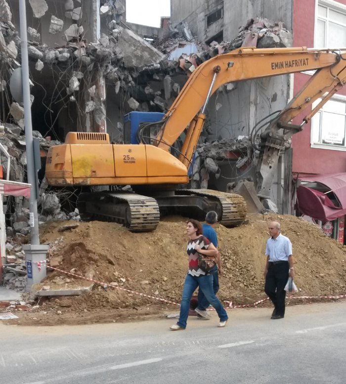 Önlem alınmadan yapılan yıkıma tepki