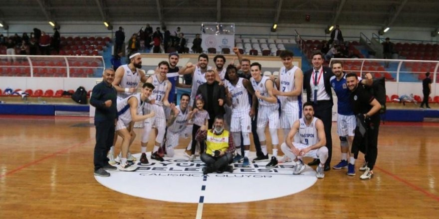 Dev adamlar şaşırtmadı 80-77