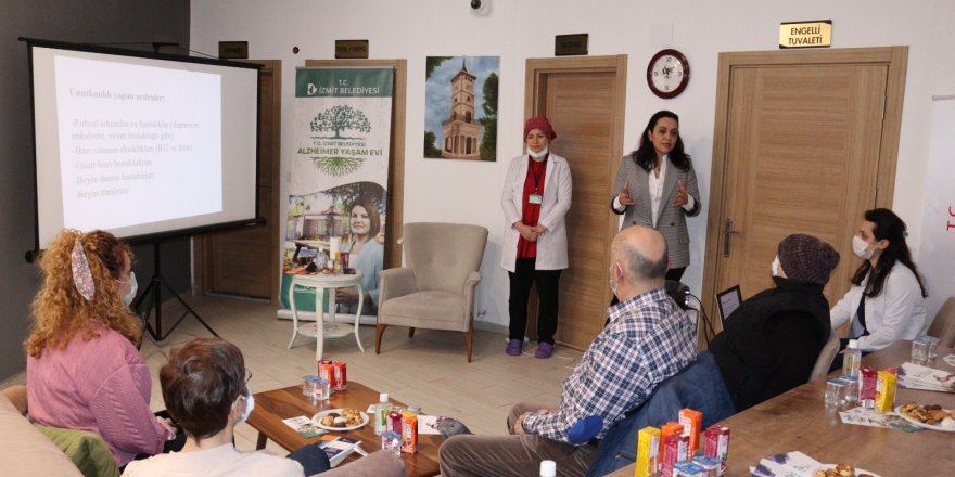 Demans ve Alzheimer hastalığına dikkat çekildi