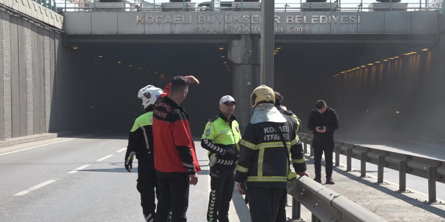 Herkes şaşırdı, trafik kilitlendi!