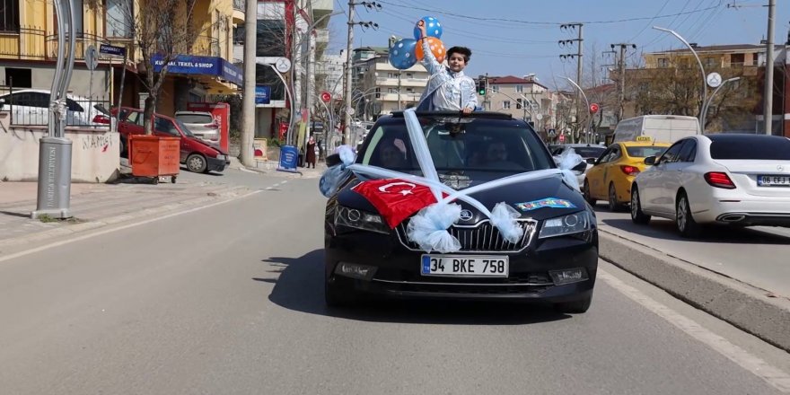 Bıyık’ın makam aracı, şehit oğluna sünnet arabası oldu