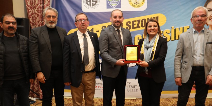 Başkan Hürriyet Şampiyonlarla buluştu