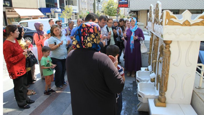 Nesrin Öğretmen Babasının vasiyetini yerine getirdi