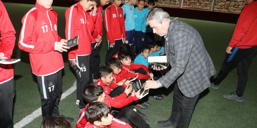 Kentin futbolcu fabrikası; İzmit Belediyespor Kulübü