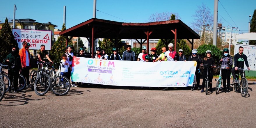 Bisiklet turu ile otizme dikkat çekildi