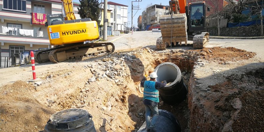 İSU 33 şantiye ile çalışmalarını gerçekleştiriyor