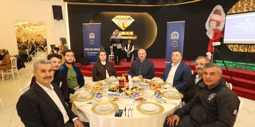 Gebze ailesi iftarda buluştu