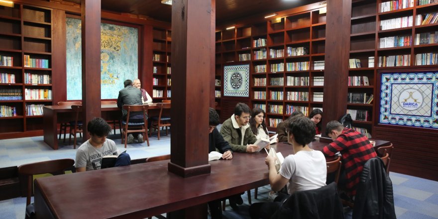 Millet Kütüphanesi gençlerin adresi oldu