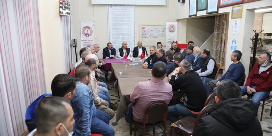 Bıyık, dernekleri ziyaret ediyor